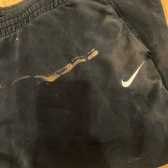 Pair of Nike Sweatpants - Picture 3 of 12